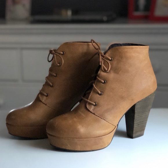steve madden raspy platform bootie